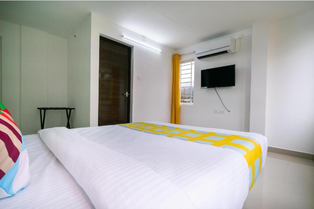 Flamingo Suites Kochi Εξωτερικό φωτογραφία