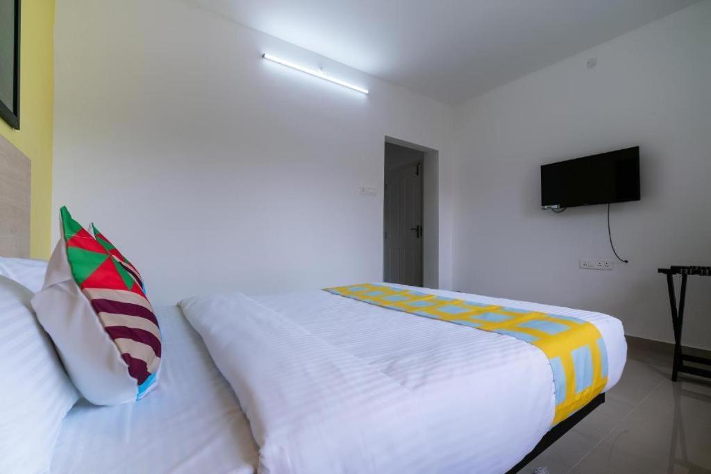 Flamingo Suites Kochi Εξωτερικό φωτογραφία